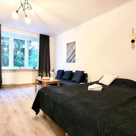 Great Life - Apartment Next To Metro Station Warschau Exterior foto
