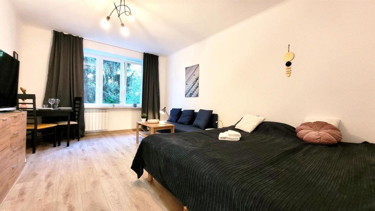 Great Life - Apartment Next To Metro Station Warschau Exterior foto